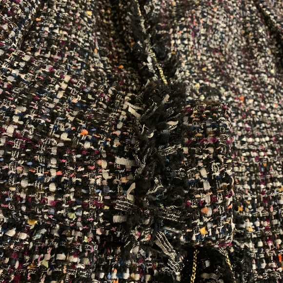 Super feminine and stylish jacket - Picture 2 of 6